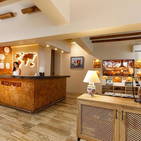 Gran Via Alsancak Hotel อิซมีร์ ภายนอก รูปภาพ