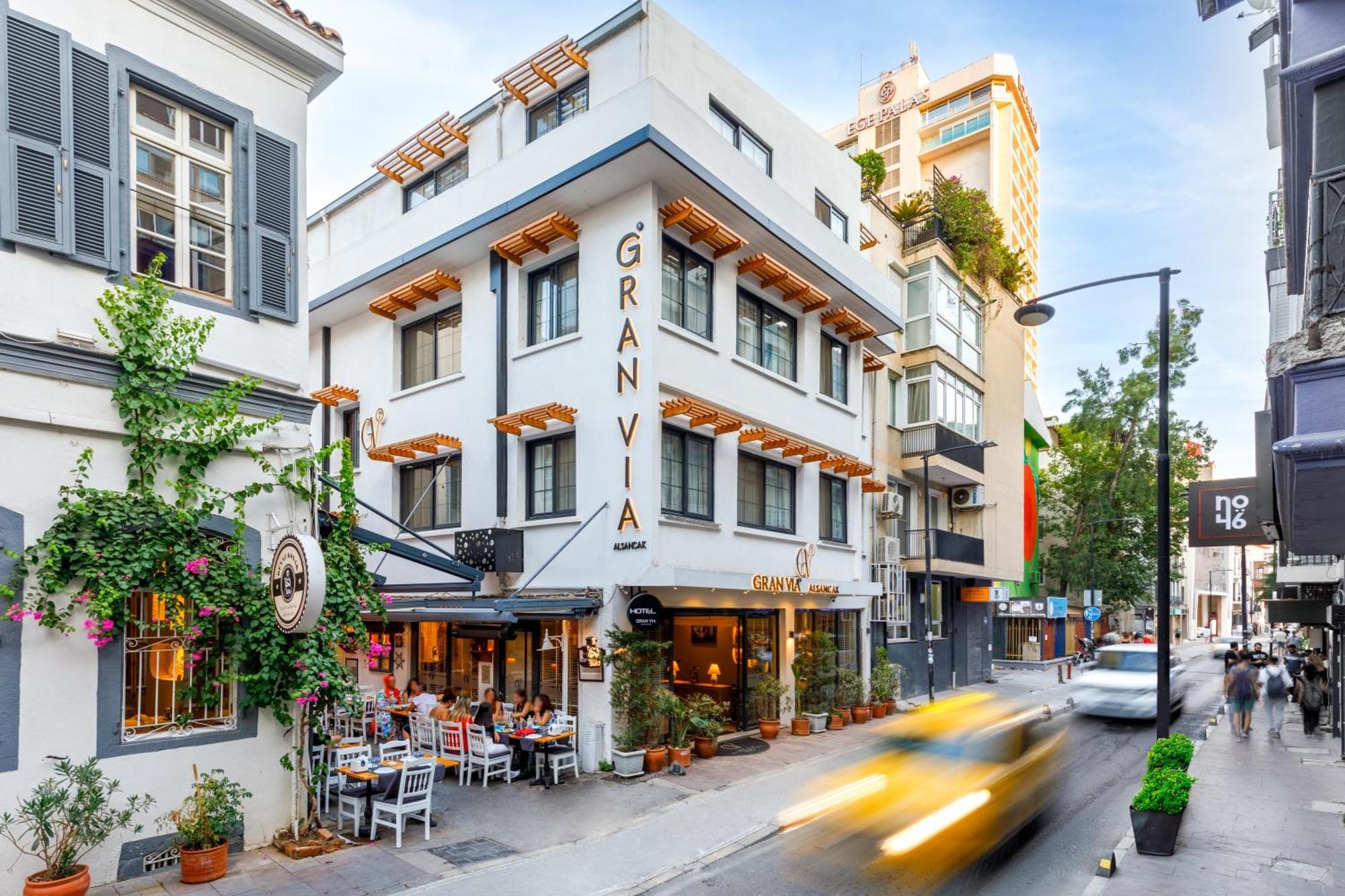 Gran Via Alsancak Hotel อิซมีร์ ภายนอก รูปภาพ